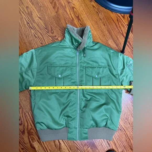 GORGEOUS JORDAN RENEGADE WOMEN’S JACKET !!! - Picture 12 of 13